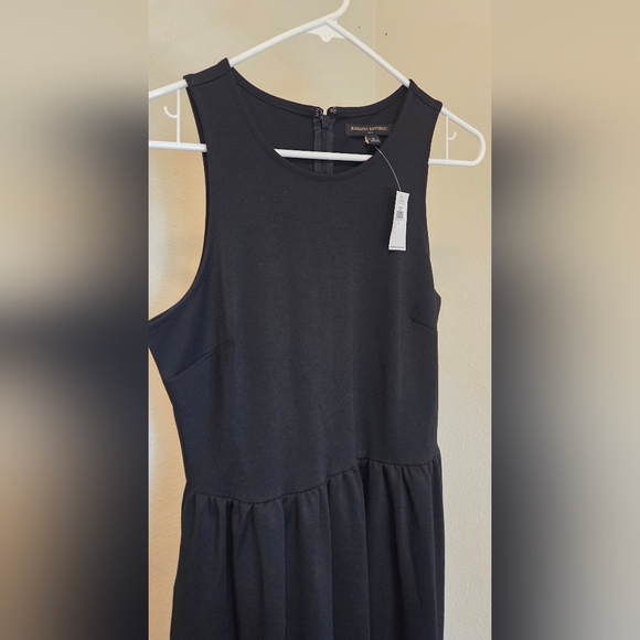 Banana Republic Elegant Black Midi Dress - Picture 3 of 9